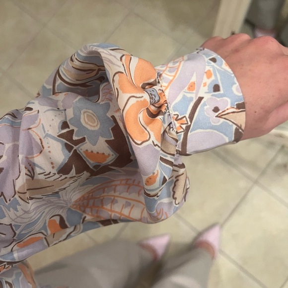 Kittenish L/S Button Down Blouse - Picture 7 of 13